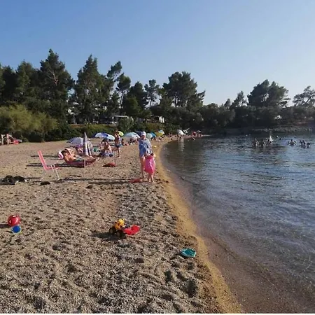 Dimitra's Family 4 Holiday home *